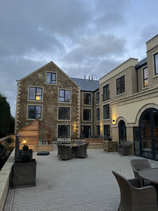 Fairfax Manor image 20