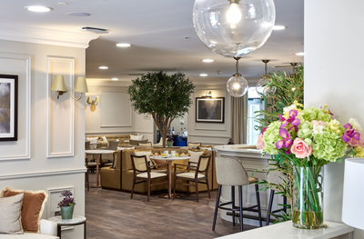 Windsor Court image 11