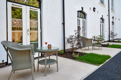 Windsor Court image 13