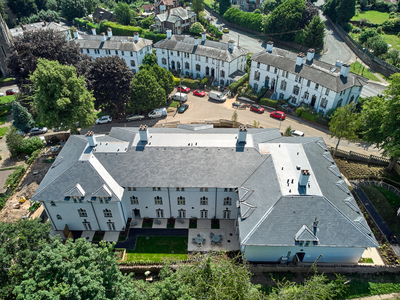 Windsor Court image 18